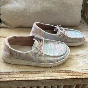 Girls Hey Dudes size 1-2